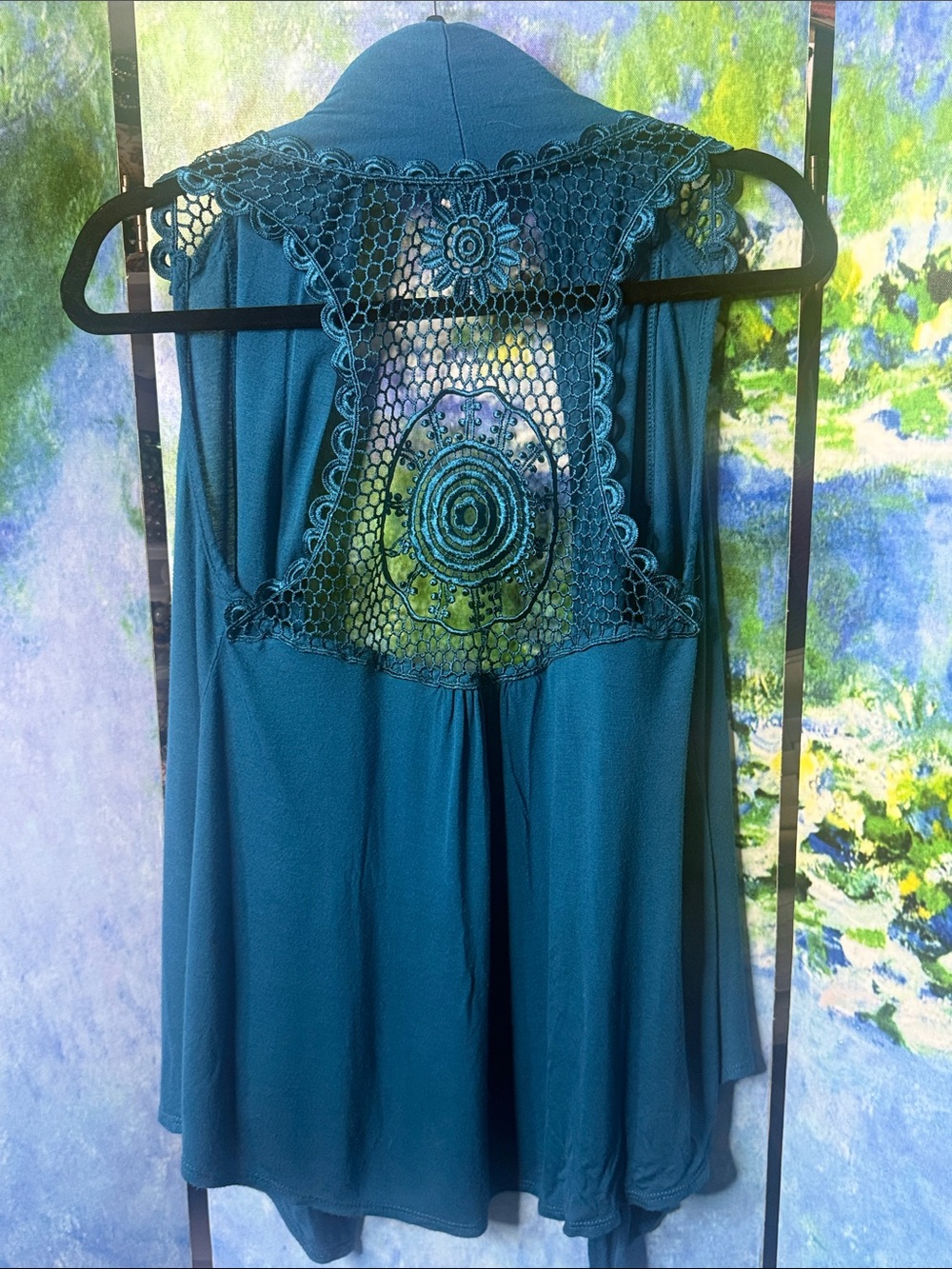 MAX RAVE Sleeveless Open Cardigan Crochet Embroidered Back 2 Available colors - Picture 10 of 11